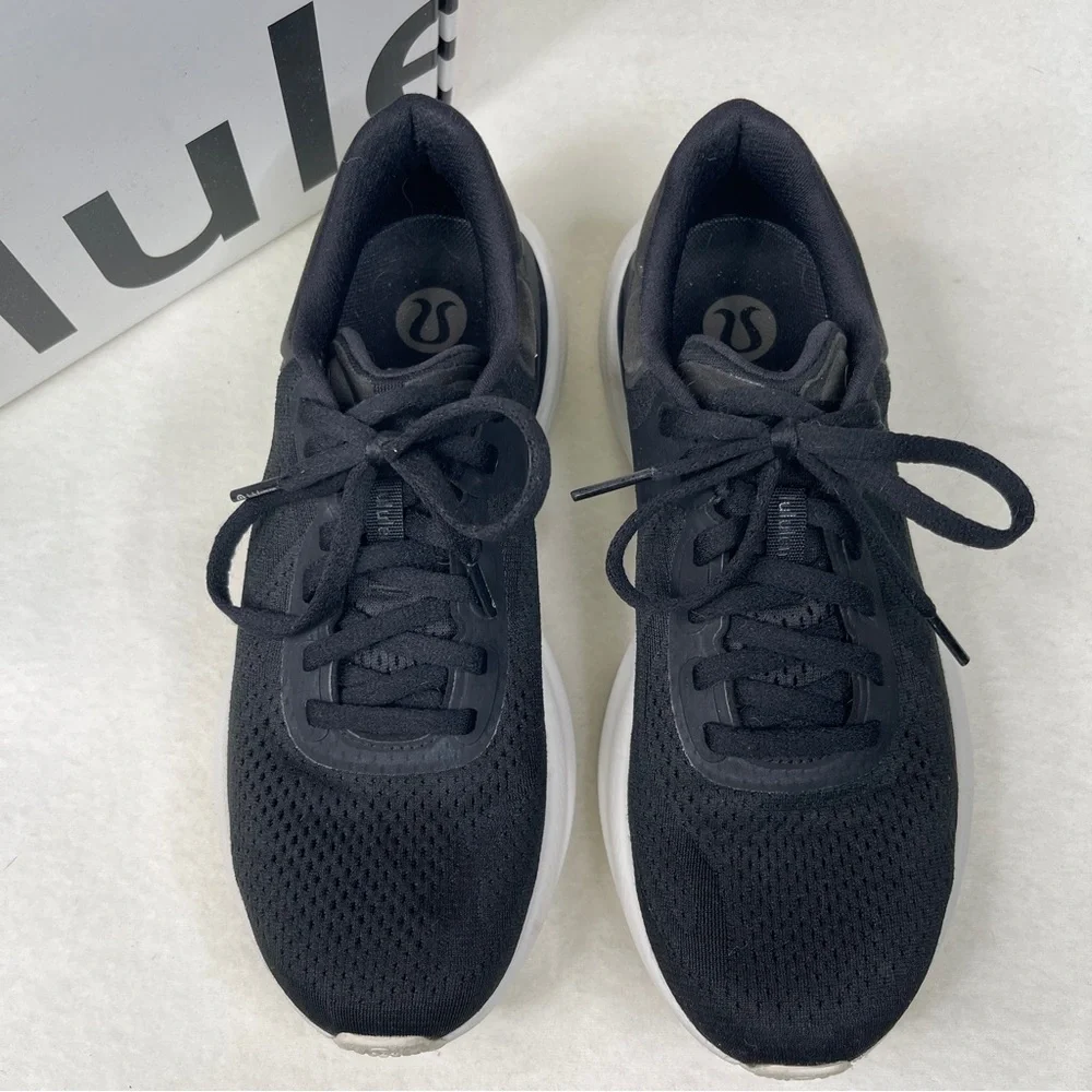 Lululemon Beyondfeel Black Running Sneakers Women's Size 8.5